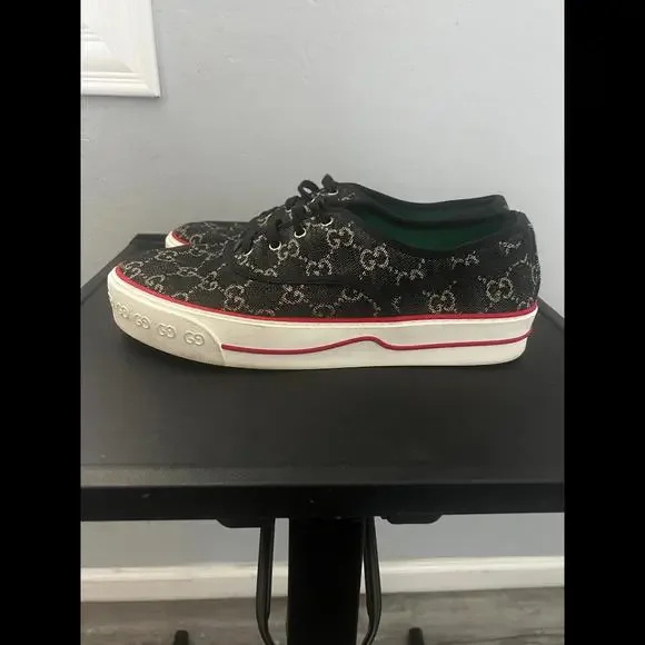 Gucci sneakers